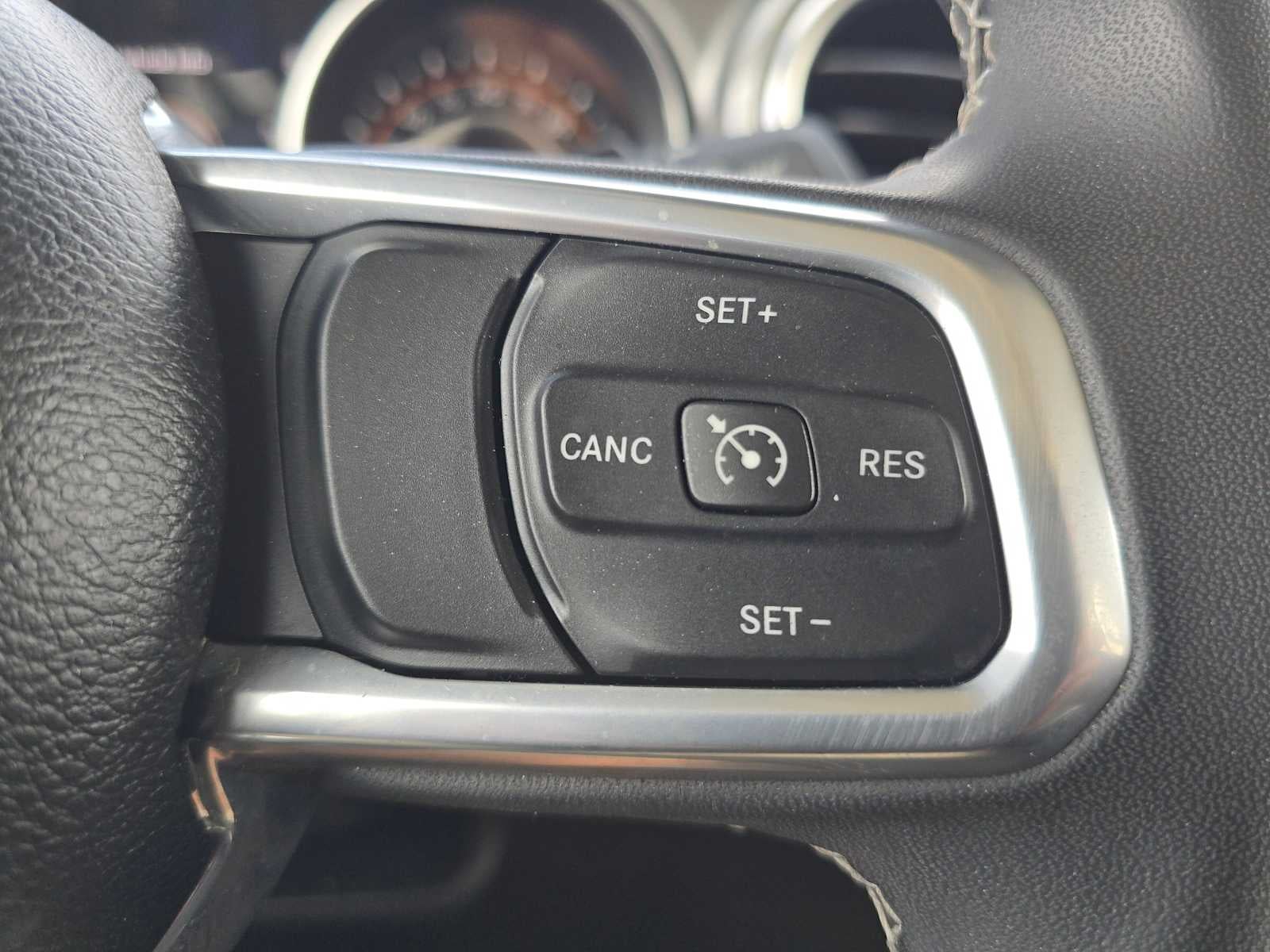 2023 Jeep Wrangler 4-Door Sahara - Photo 28