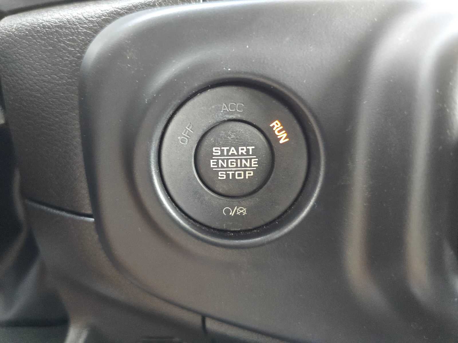 2023 Jeep Wrangler 4-Door Sahara - Photo 30