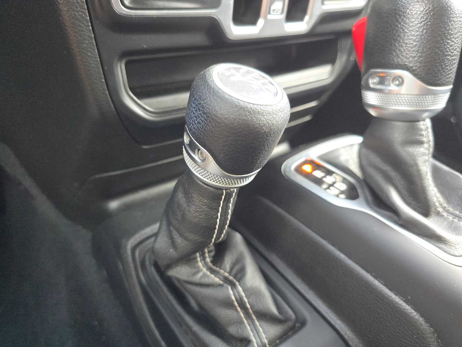 2023 Jeep Wrangler 4-Door Sahara - Photo 31