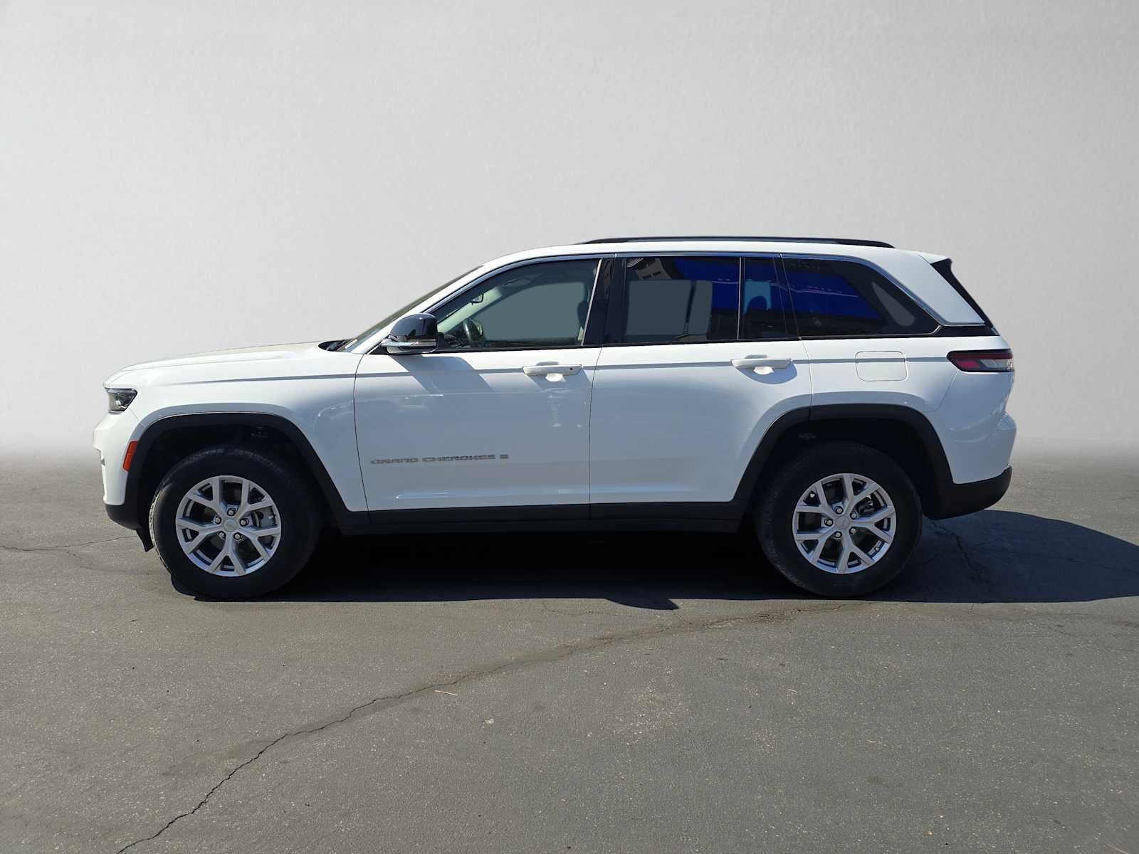 2022 Jeep Grand Cherokee Limited - Photo 6