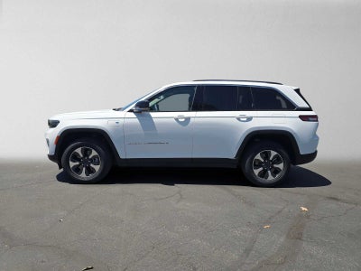 2022 Jeep Grand Cherokee 4xe Base