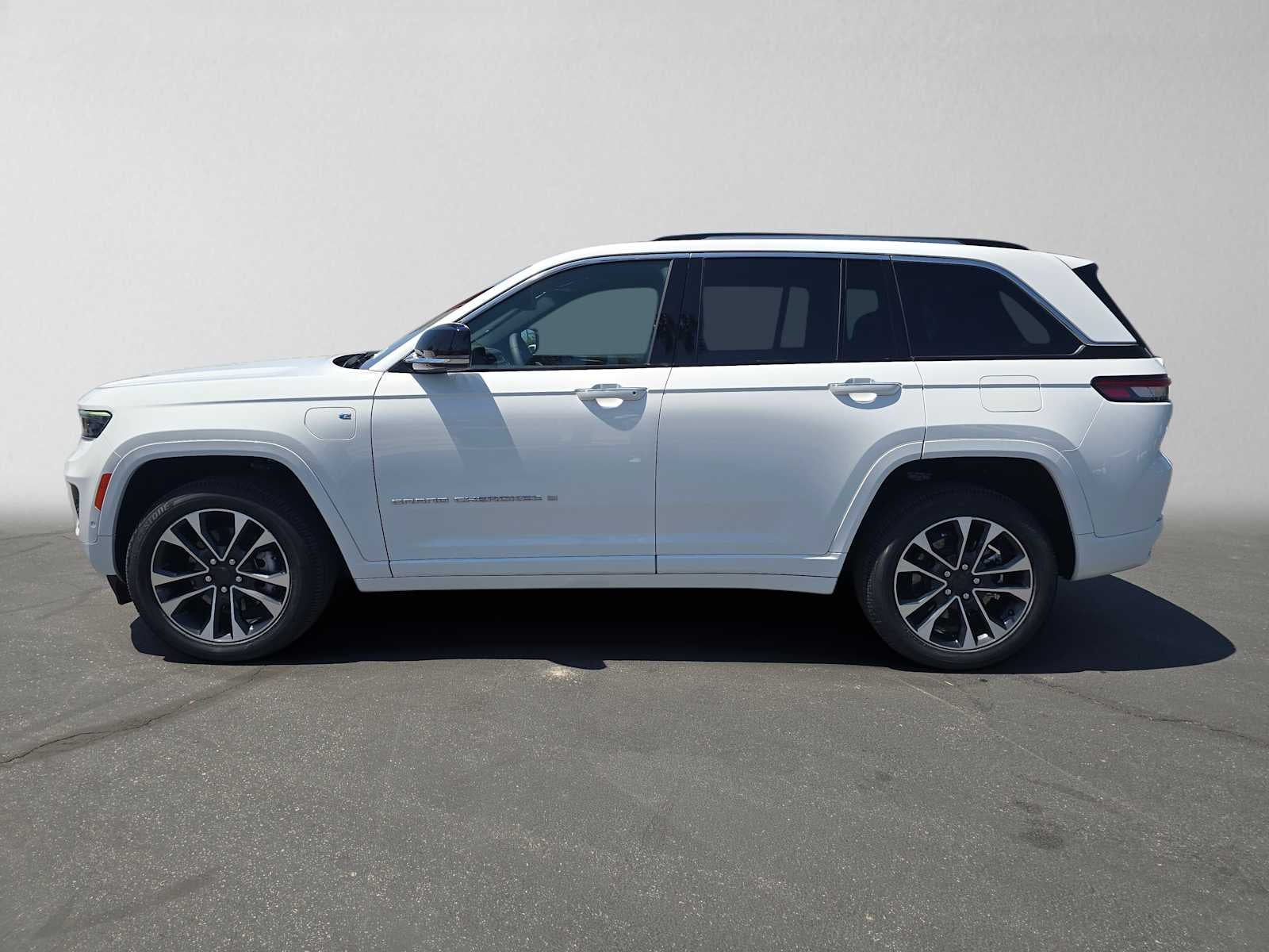 2023 Jeep Grand Cherokee 4xe Overland