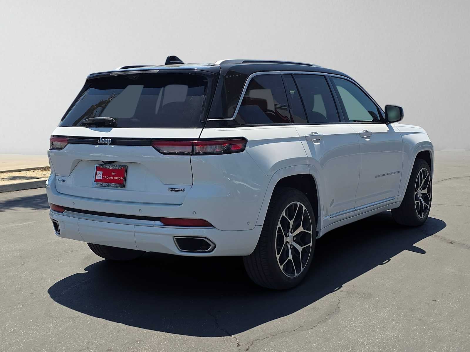 2022 Jeep Grand Cherokee 4xe Summit Reserve