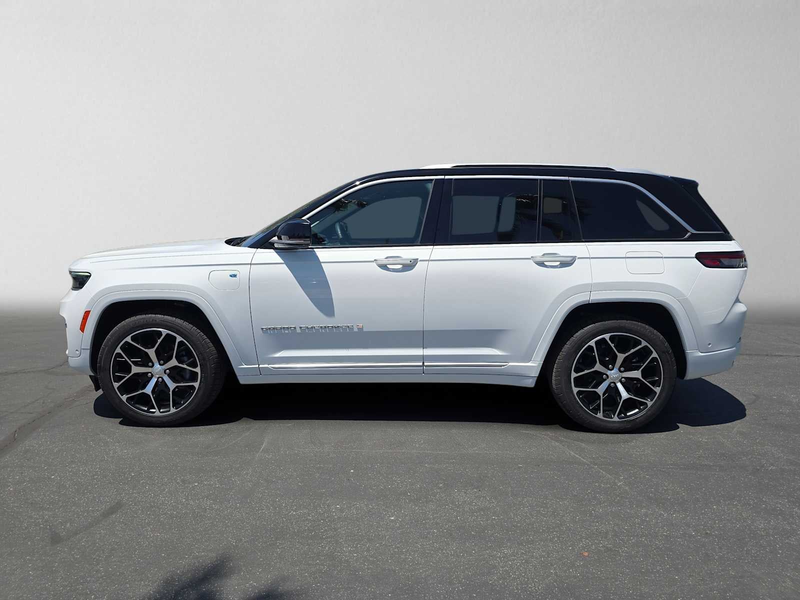 2022 Jeep Grand Cherokee 4xe Summit Reserve
