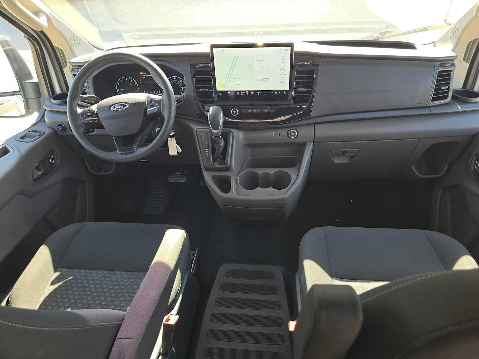 2023 Ford Transit Passenger Wagon XLT