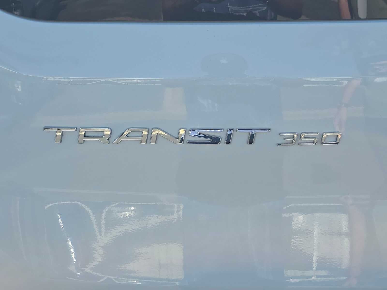 2023 Ford Transit Passenger Wagon XLT