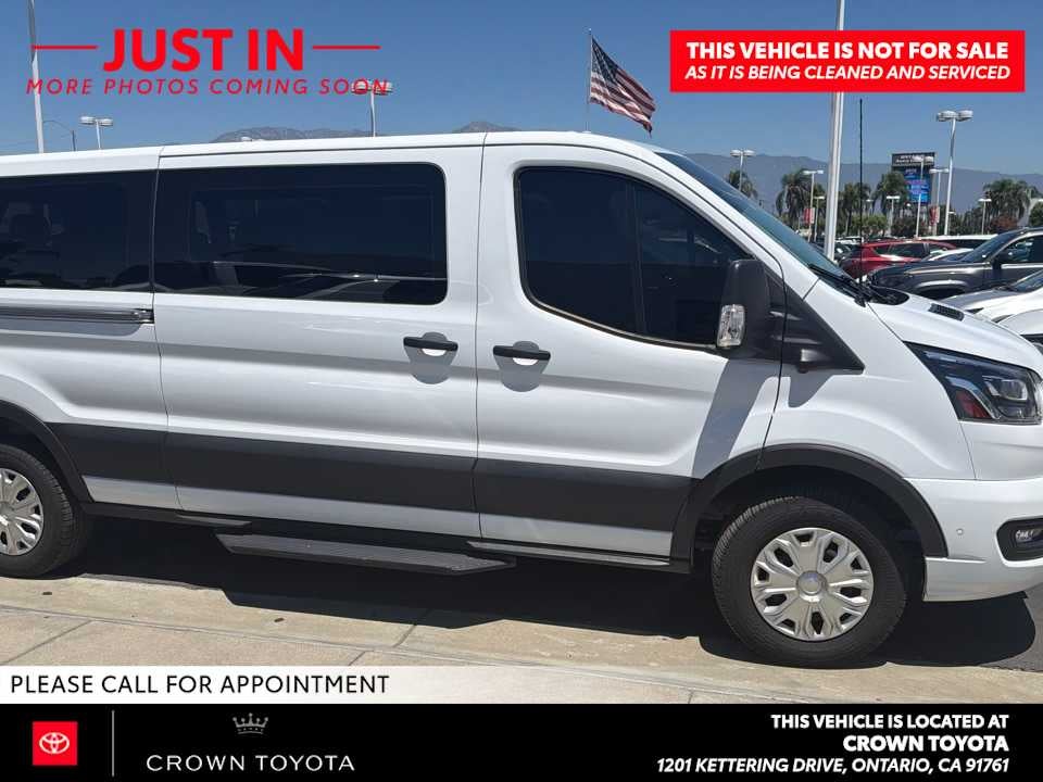 2023 Ford Transit Passenger Wagon XLT