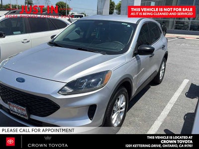 2020 Ford Escape SE
