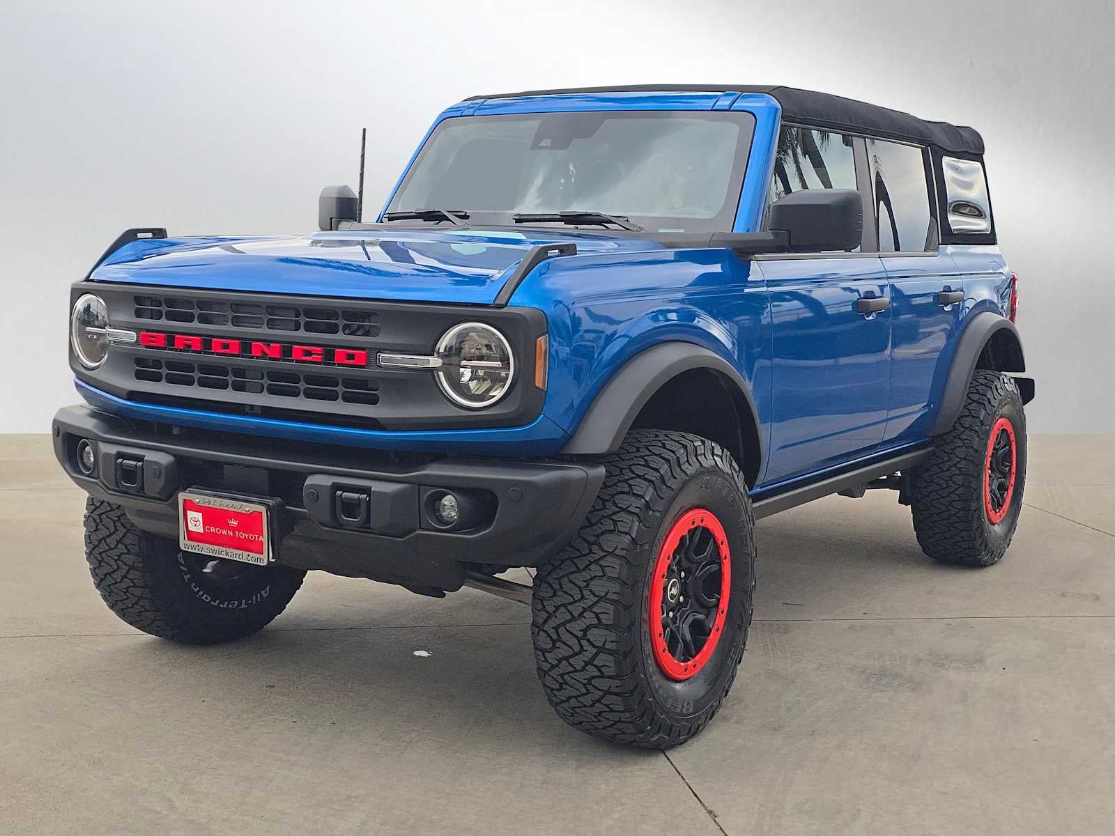 2023 Ford Bronco Base