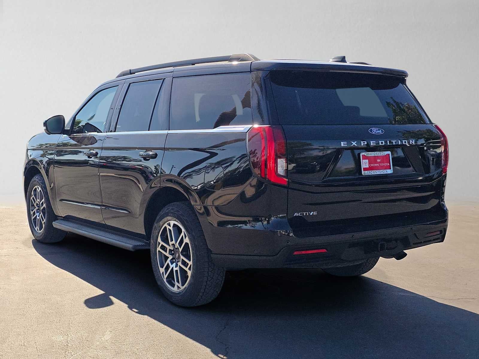 2025 Ford Expedition Active