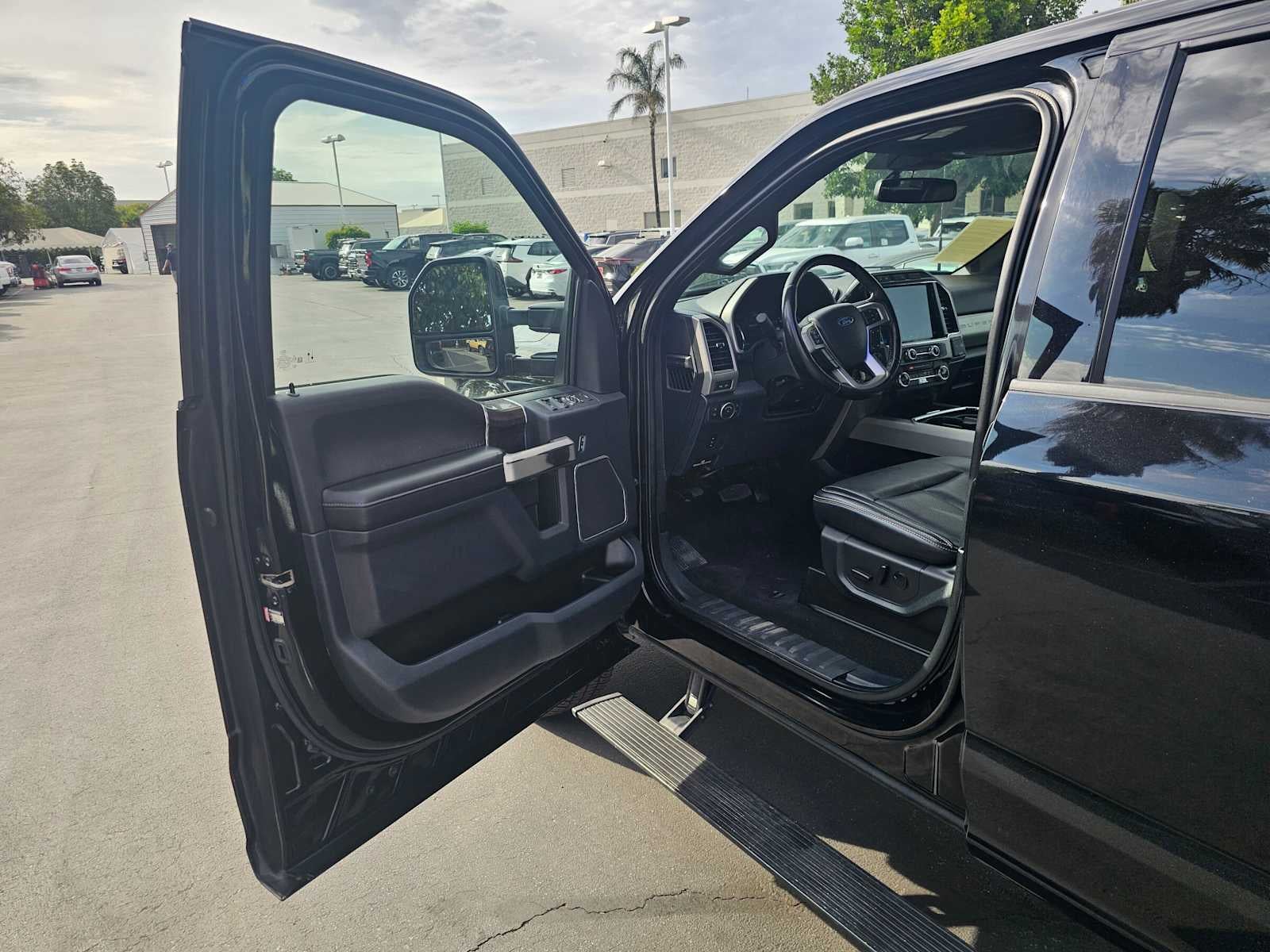 2022 Ford Super Duty F-250 Pickup LARIAT