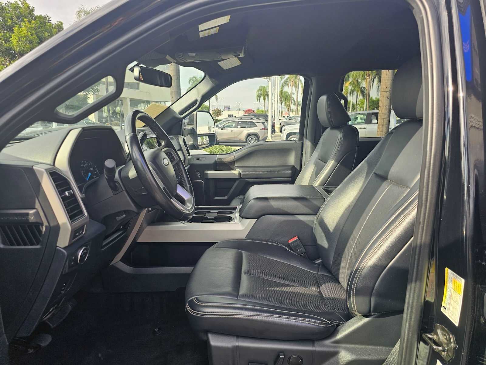 2022 Ford Super Duty F-250 Pickup LARIAT