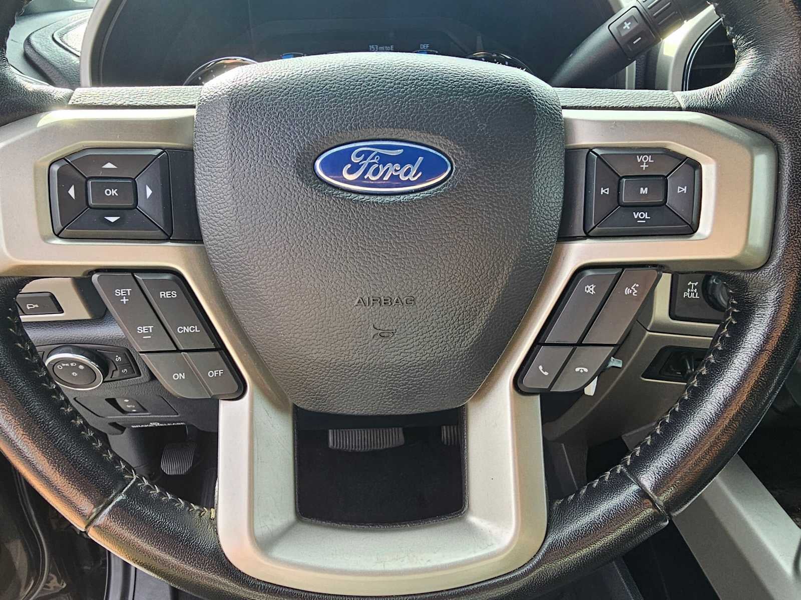 2022 Ford Super Duty F-250 Pickup LARIAT