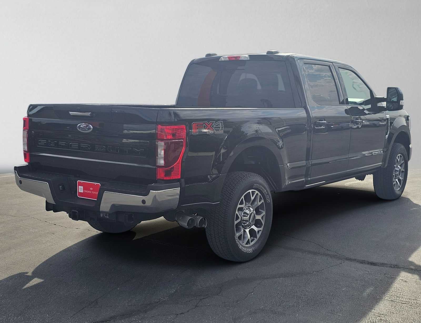 2022 Ford Super Duty F-250 Pickup LARIAT