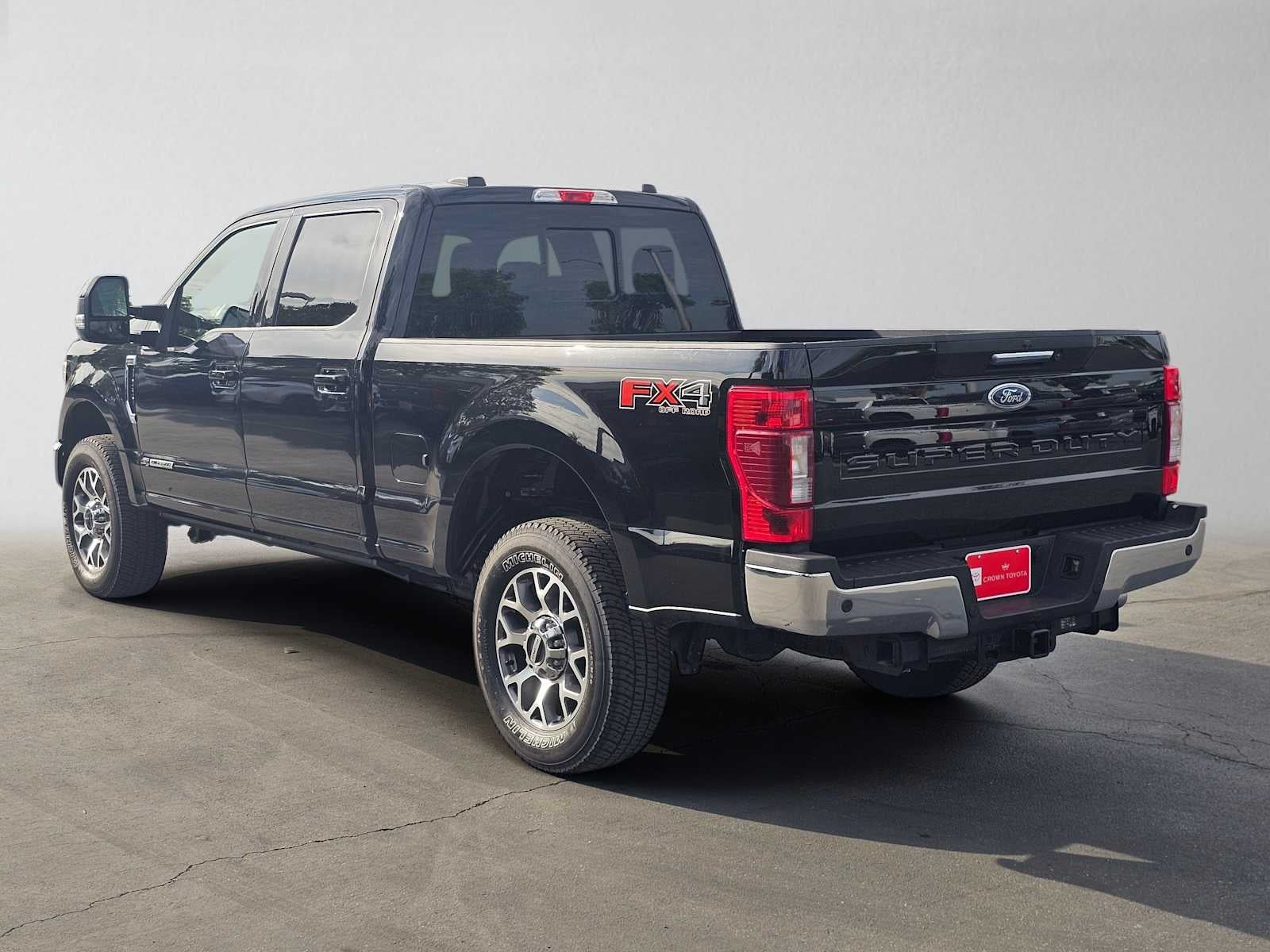 2022 Ford Super Duty F-250 Pickup LARIAT