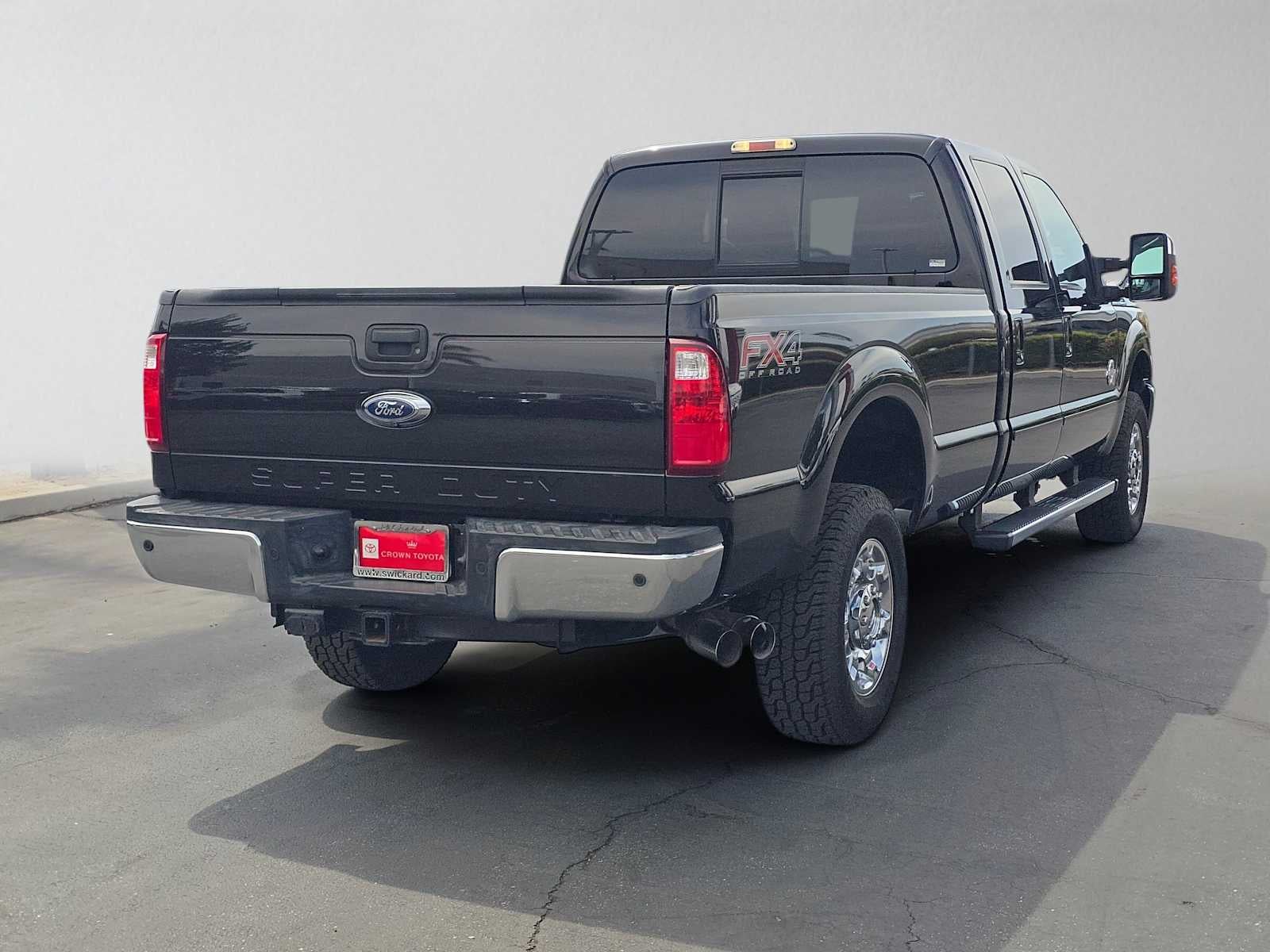 2015 Ford Super Duty F-350 SRW Lariat