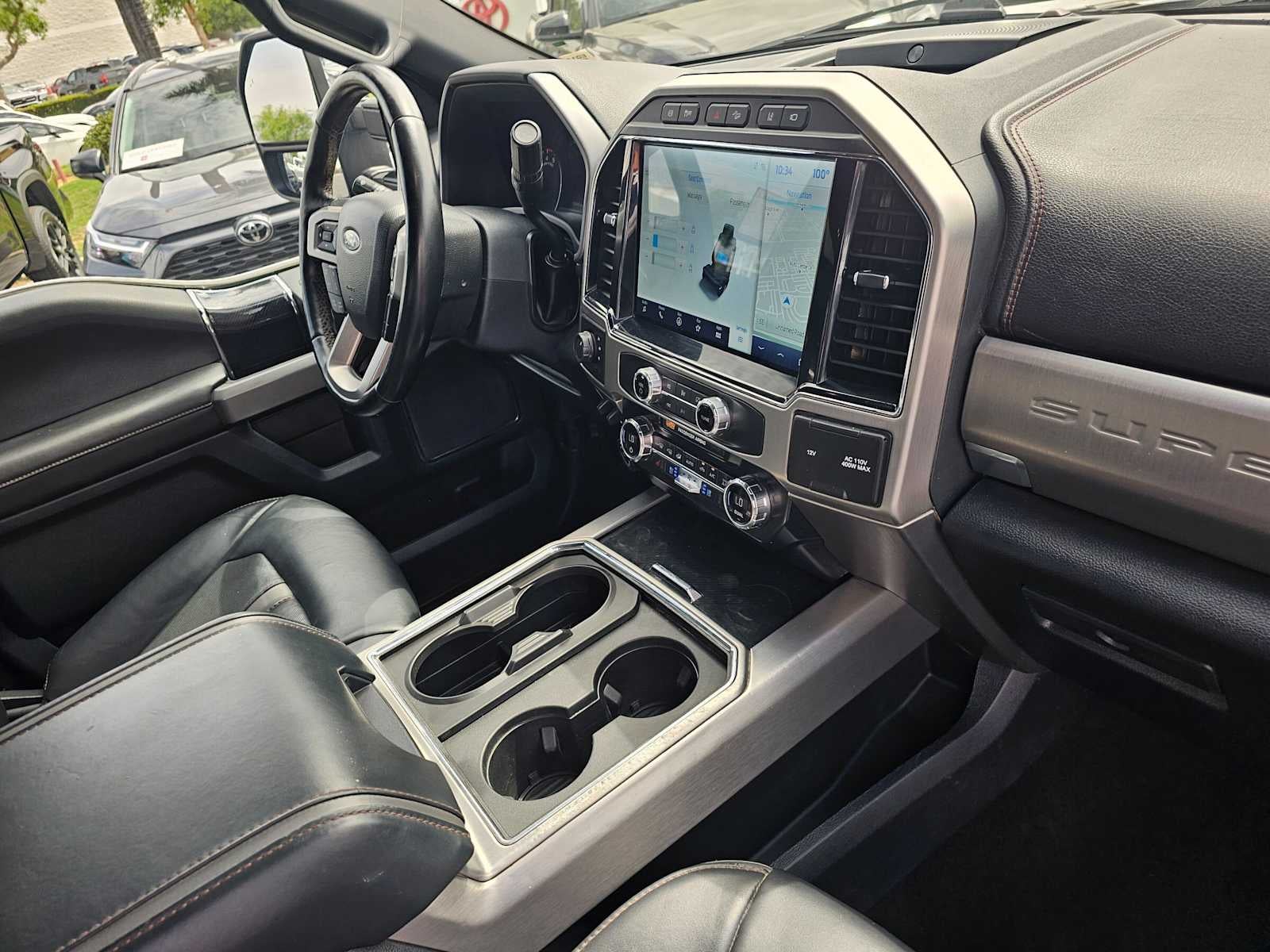 2022 Ford Super Duty F-350 SRW Pickup Platinum