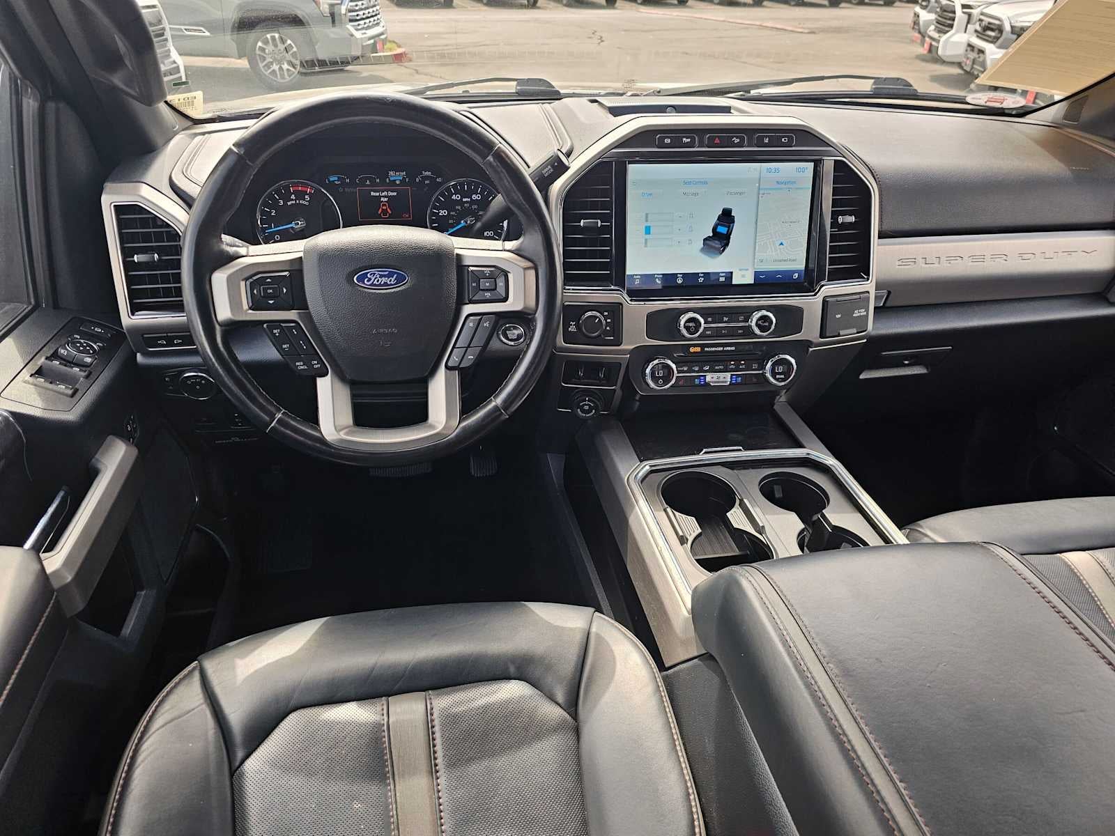 2022 Ford Super Duty F-350 SRW Pickup Platinum