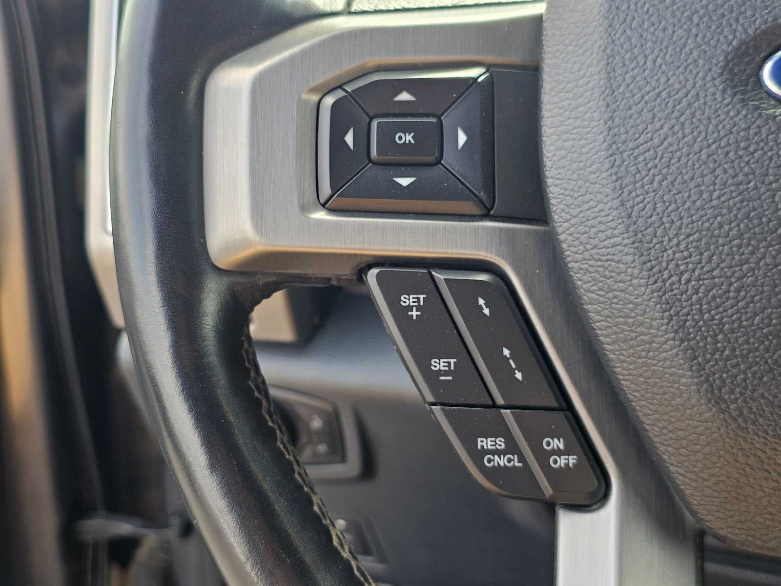 2022 Ford Super Duty F-350 SRW Pickup Platinum