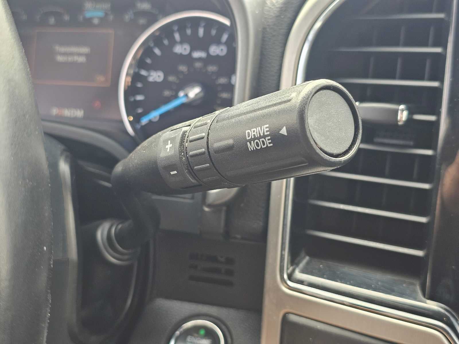 2022 Ford Super Duty F-350 SRW Pickup Platinum