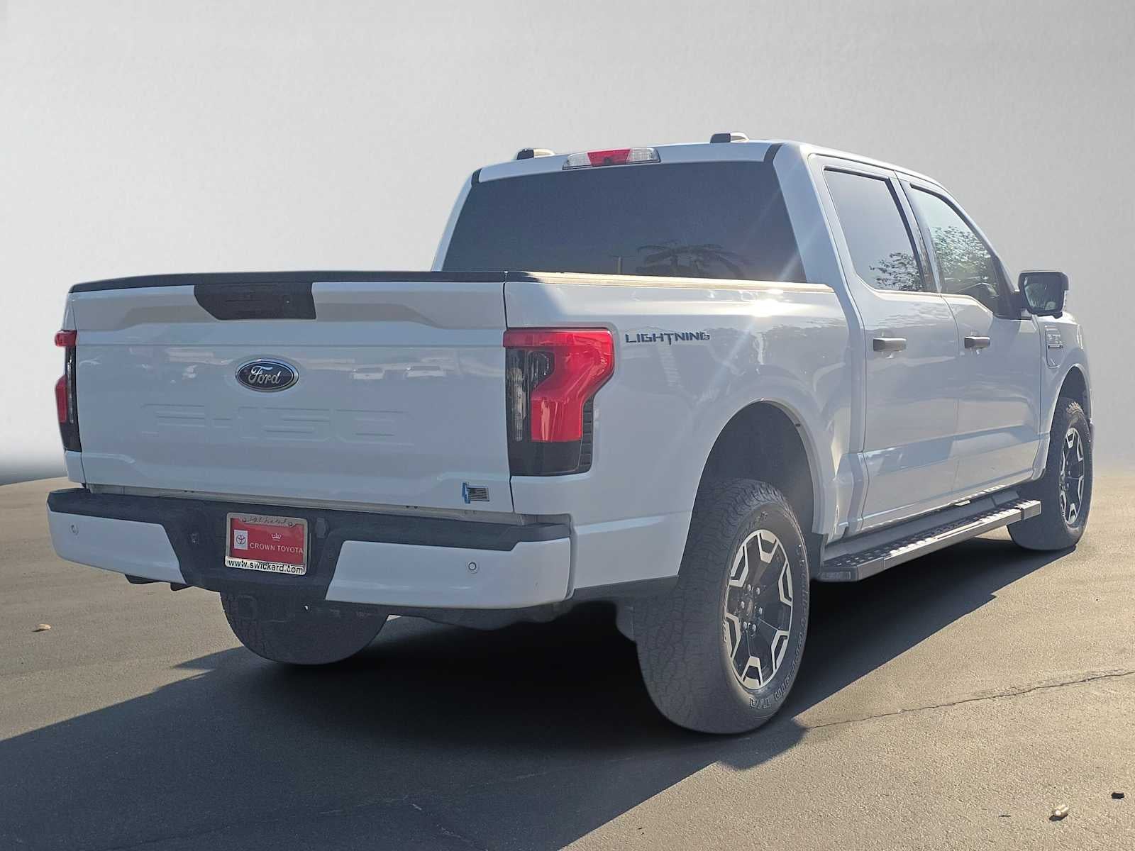 2023 Ford F-150 Lightning XLT