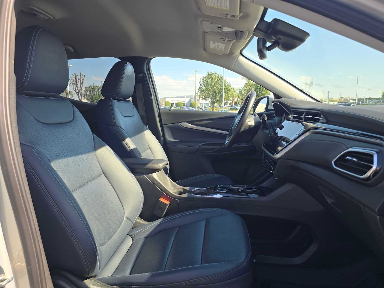 2022 Chevrolet Bolt EUV LT