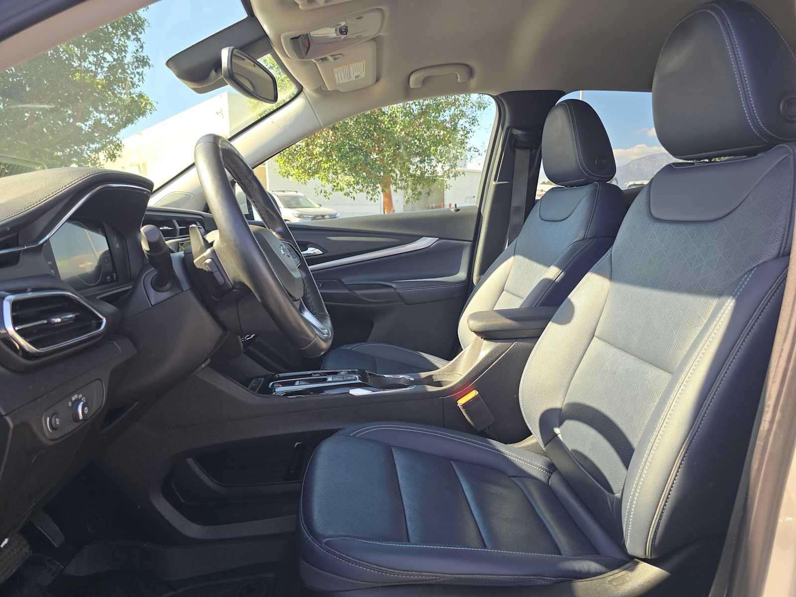 2022 Chevrolet Bolt EUV LT