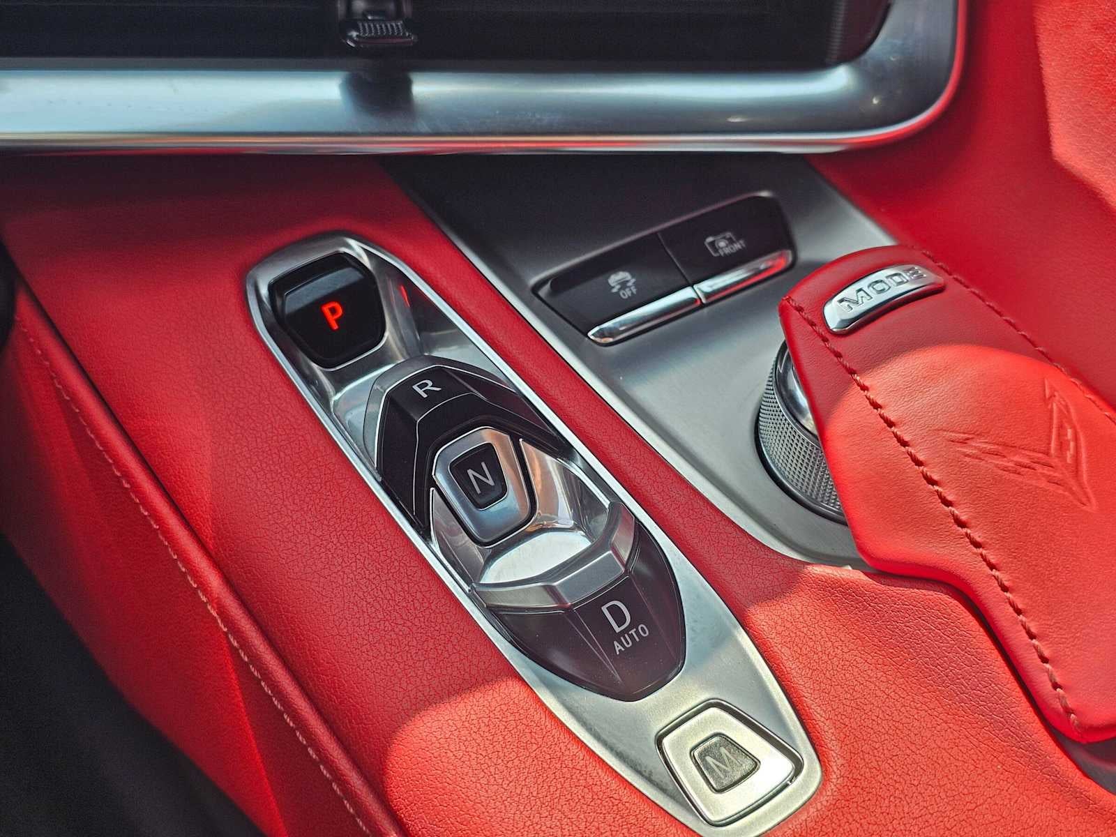 2023 Chevrolet Corvette 2LT