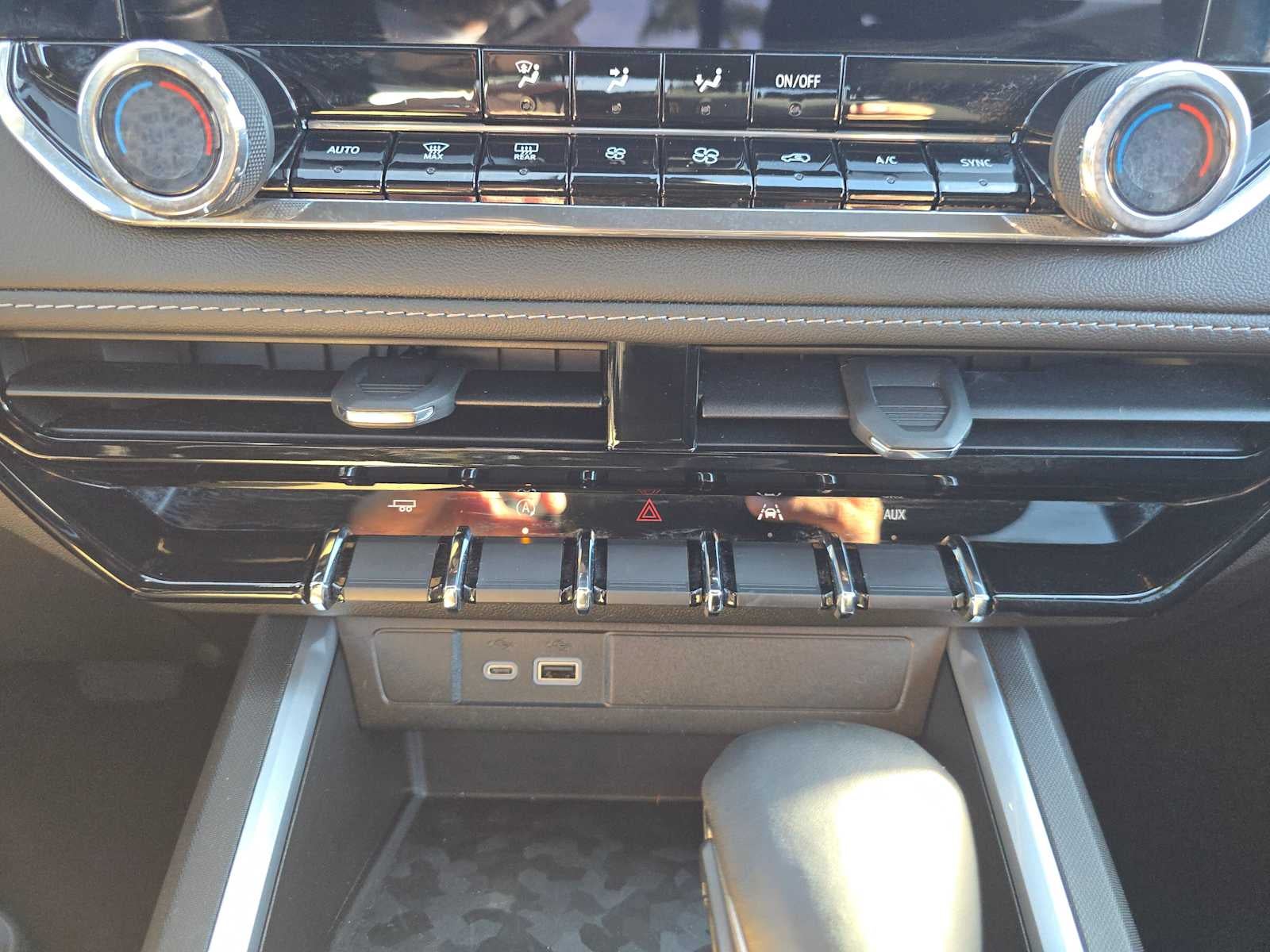 2024 Chevrolet Colorado 2WD LT