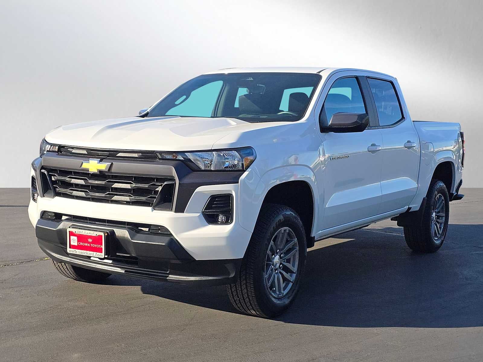 2024 Chevrolet Colorado 2WD LT