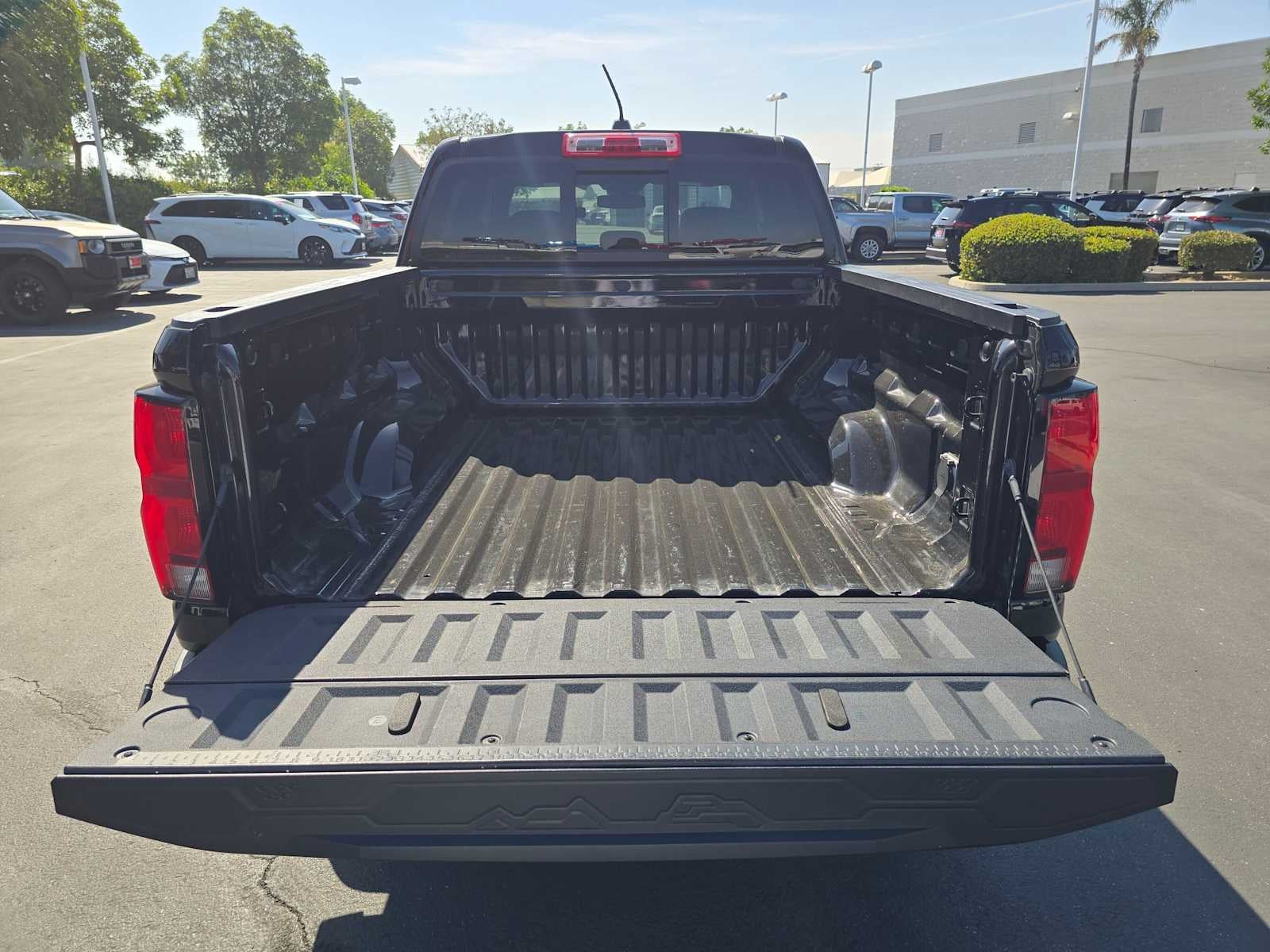 2024 Chevrolet Colorado 4WD LT