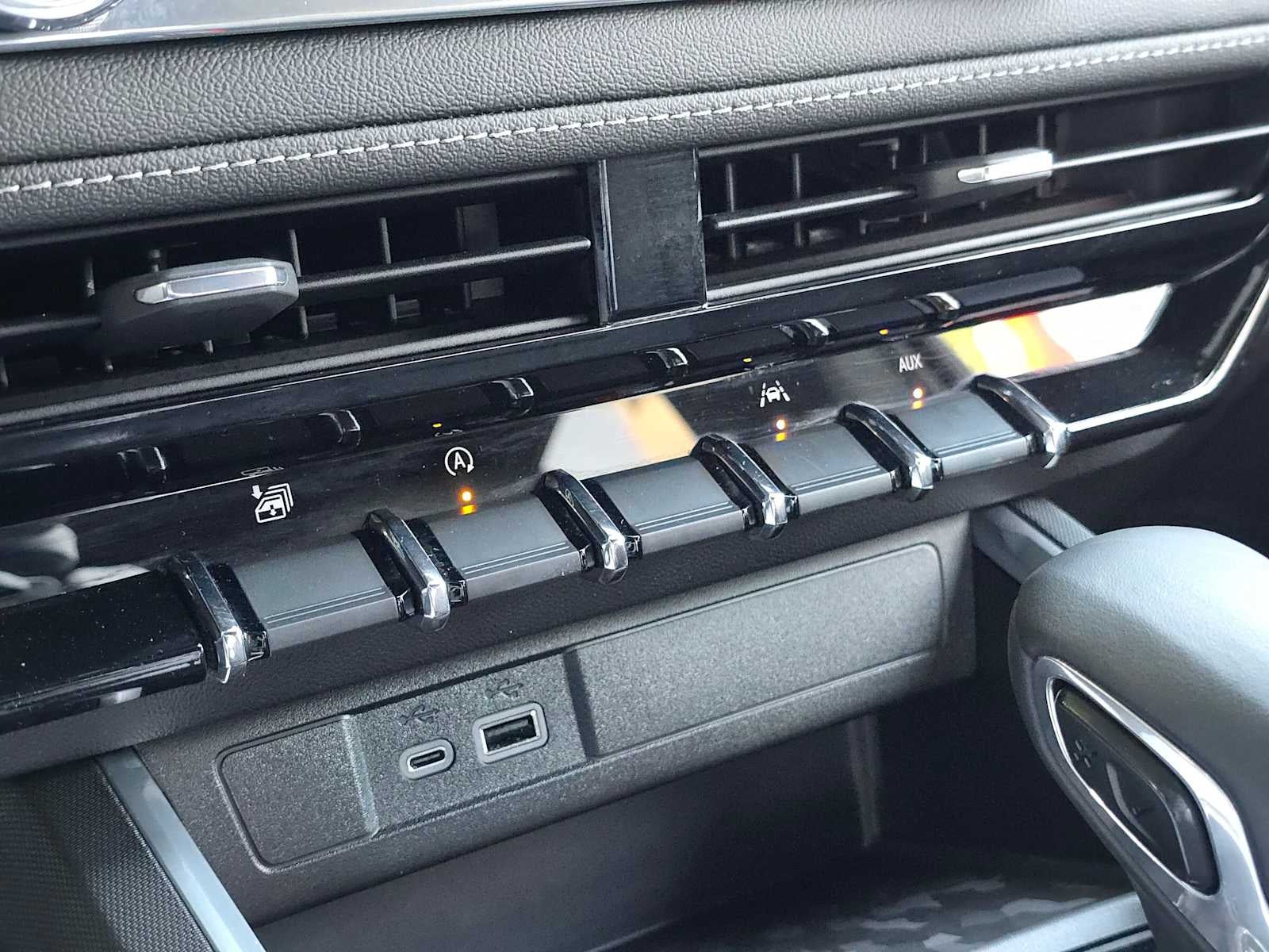 2024 Chevrolet Colorado 4WD LT