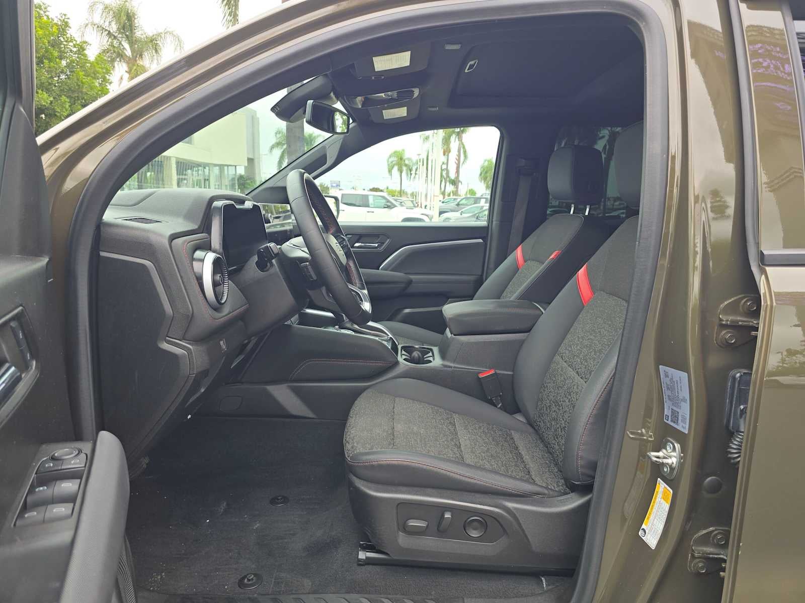 2024 Chevrolet Colorado 4WD Z71