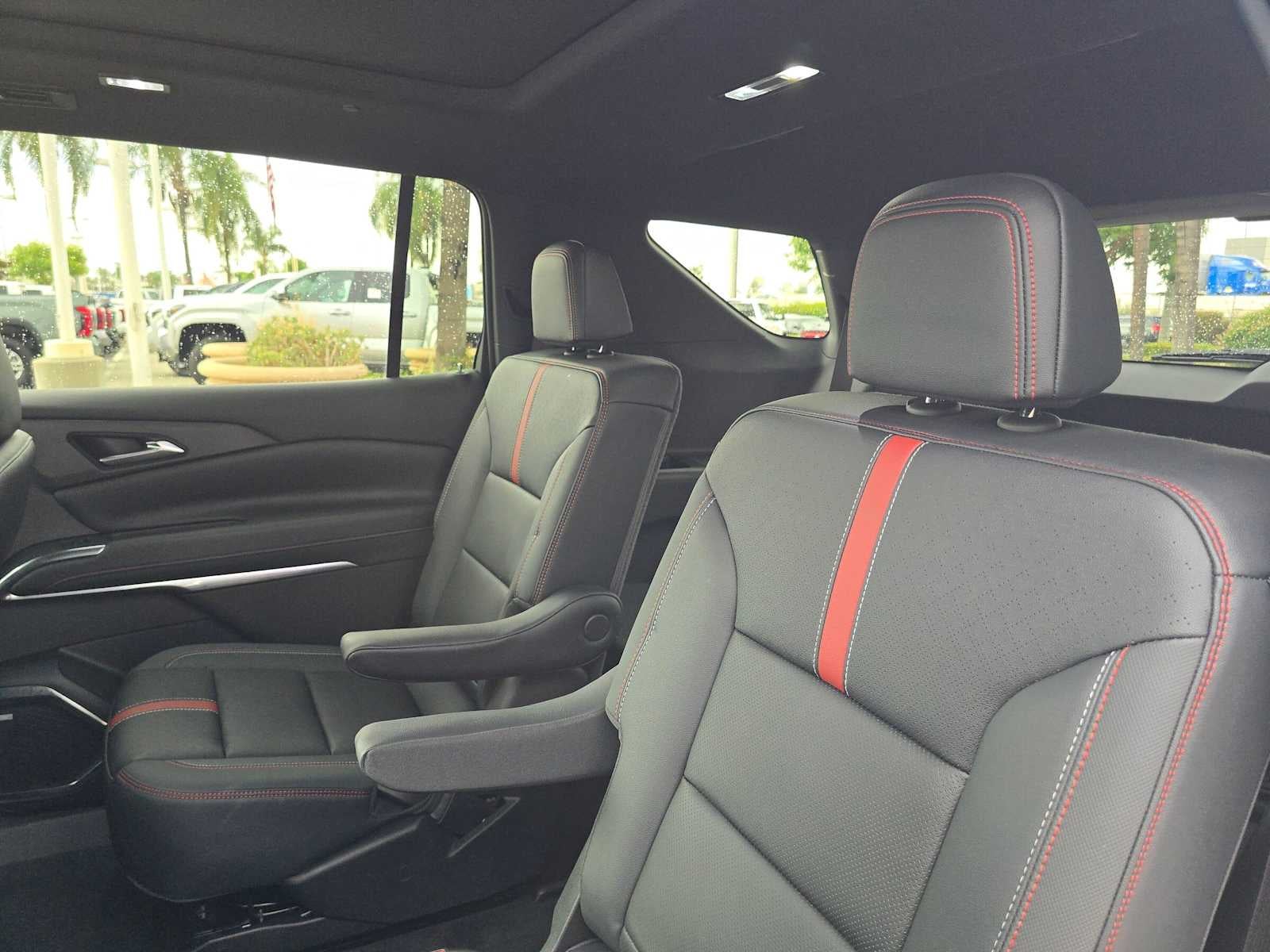 2026 Chevrolet Traverse FWD RS