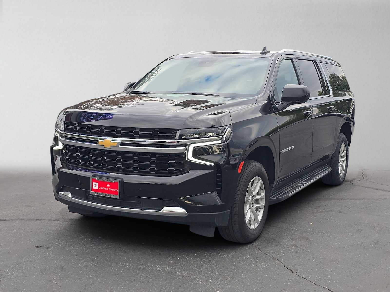 2023 Chevrolet Suburban LS