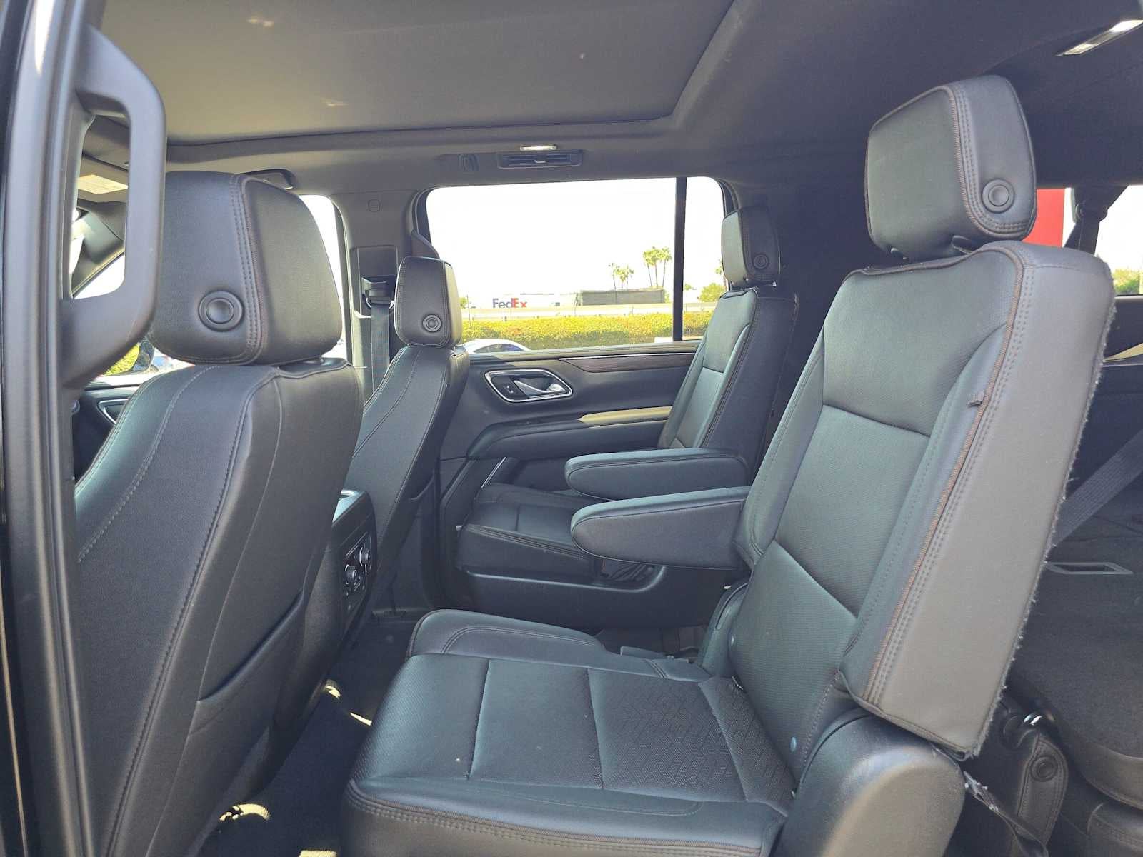 2023 Chevrolet Suburban High Country