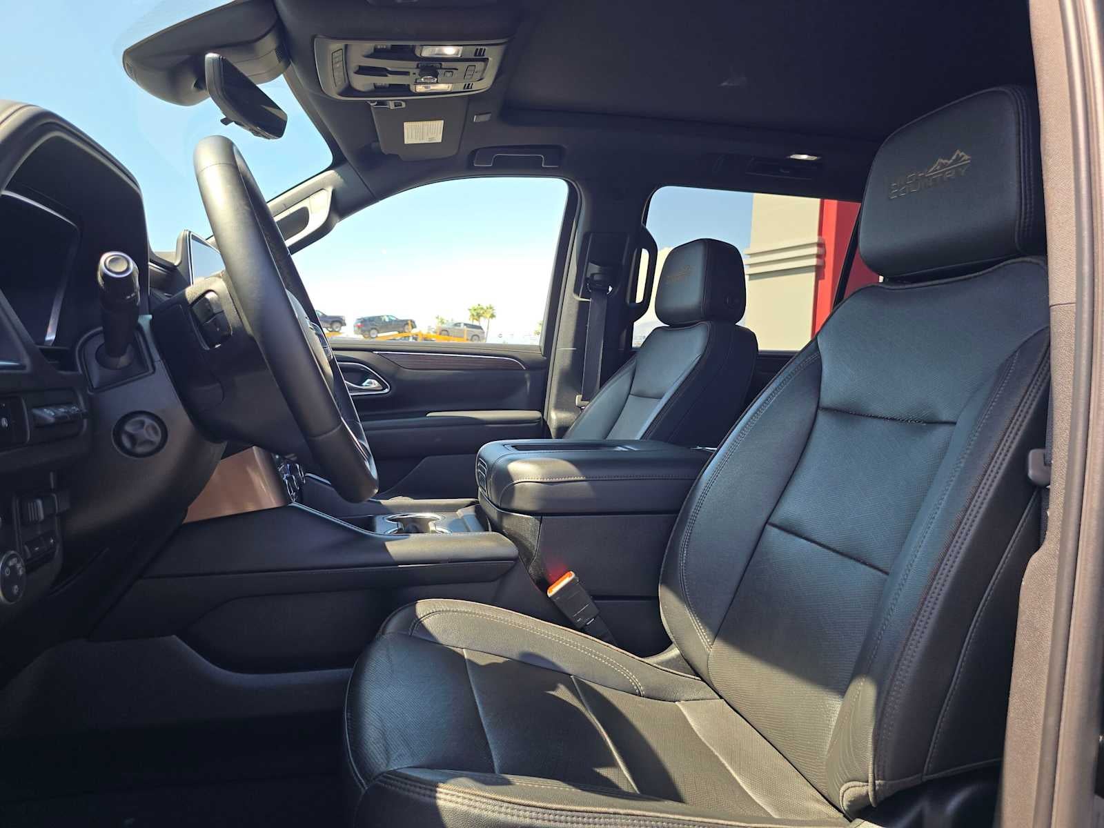 2023 Chevrolet Suburban High Country