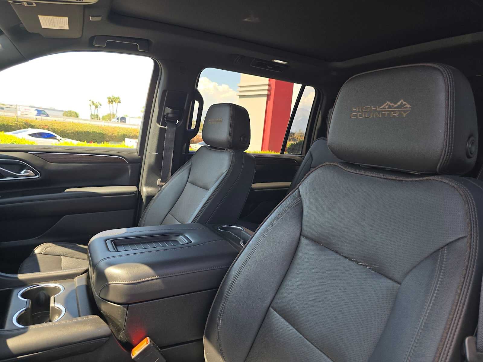 2023 Chevrolet Suburban High Country