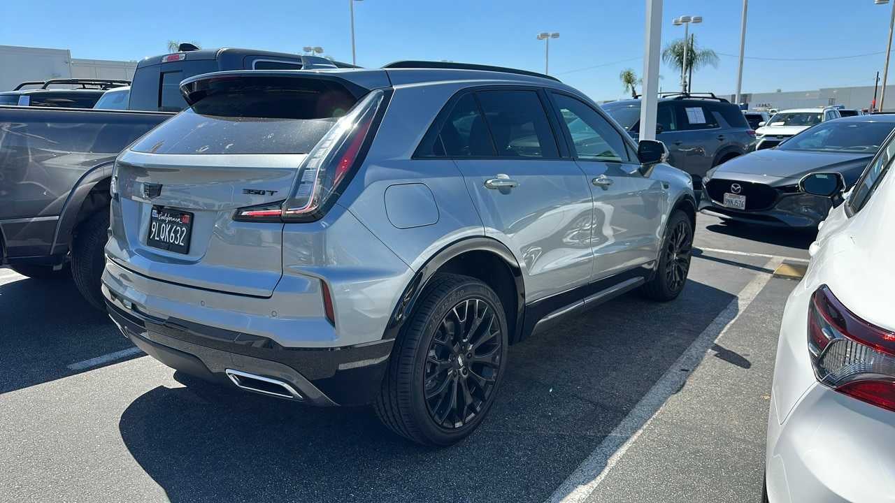 2024 Cadillac XT4 FWD Sport