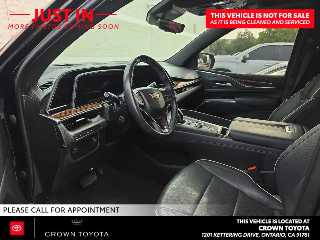 2023 Cadillac Escalade ESV 4WD Premium Luxury