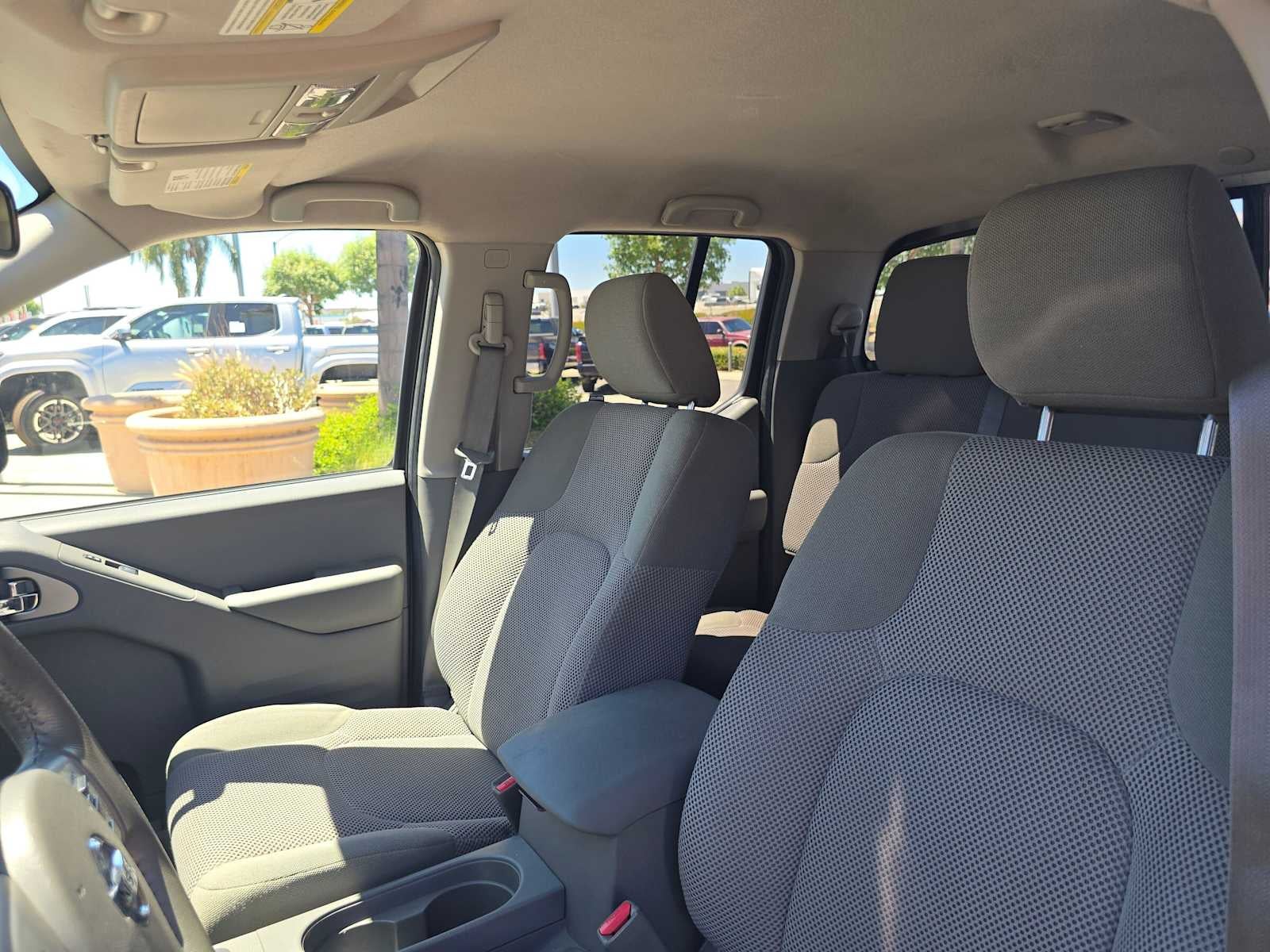 2018 Nissan Frontier SV V6