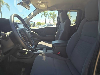 2022 Nissan Frontier S