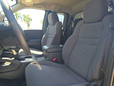 2022 Nissan Frontier S