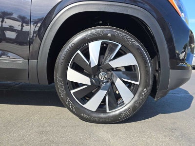 2024 Volkswagen Atlas Cross Sport 2.0T SE w/Technology