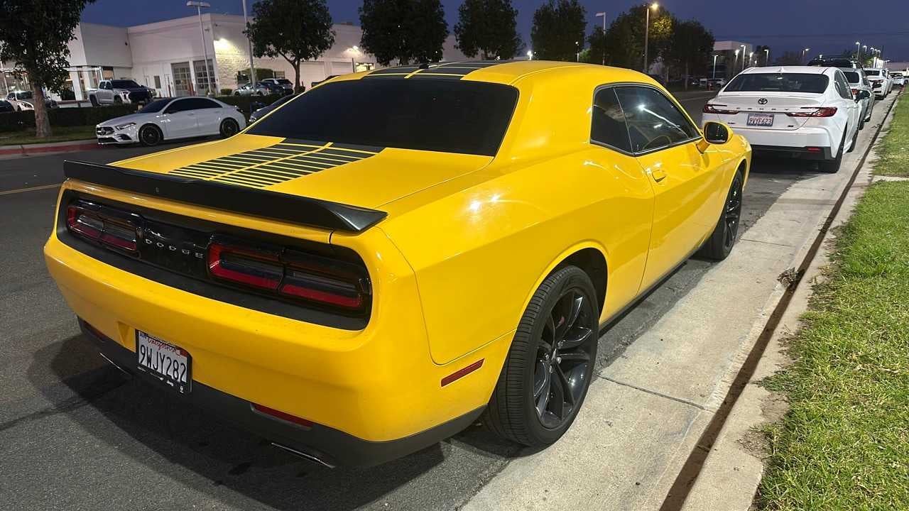 2017 Dodge Challenger SXT