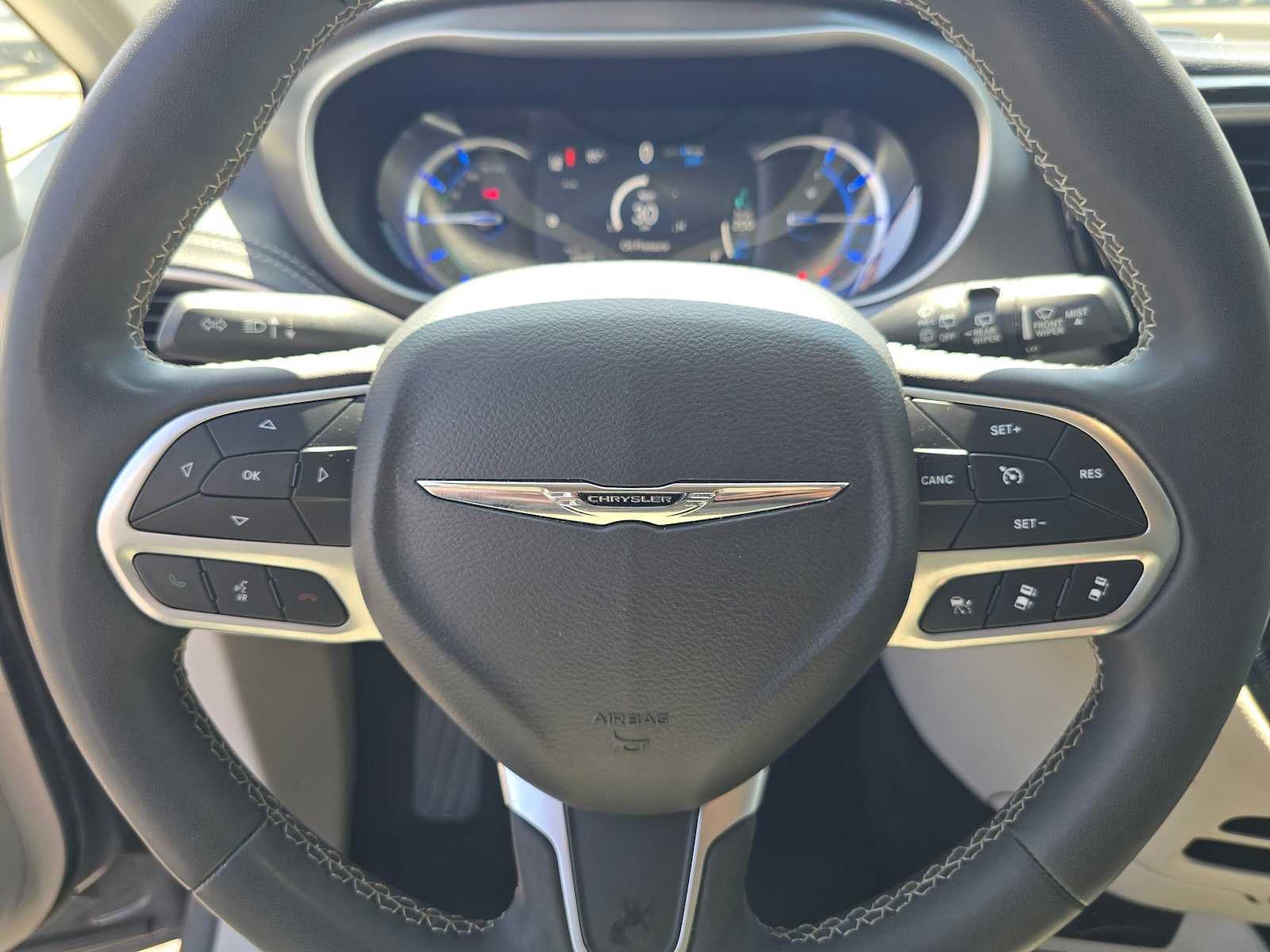 2023 Chrysler Pacifica Hybrid Touring L