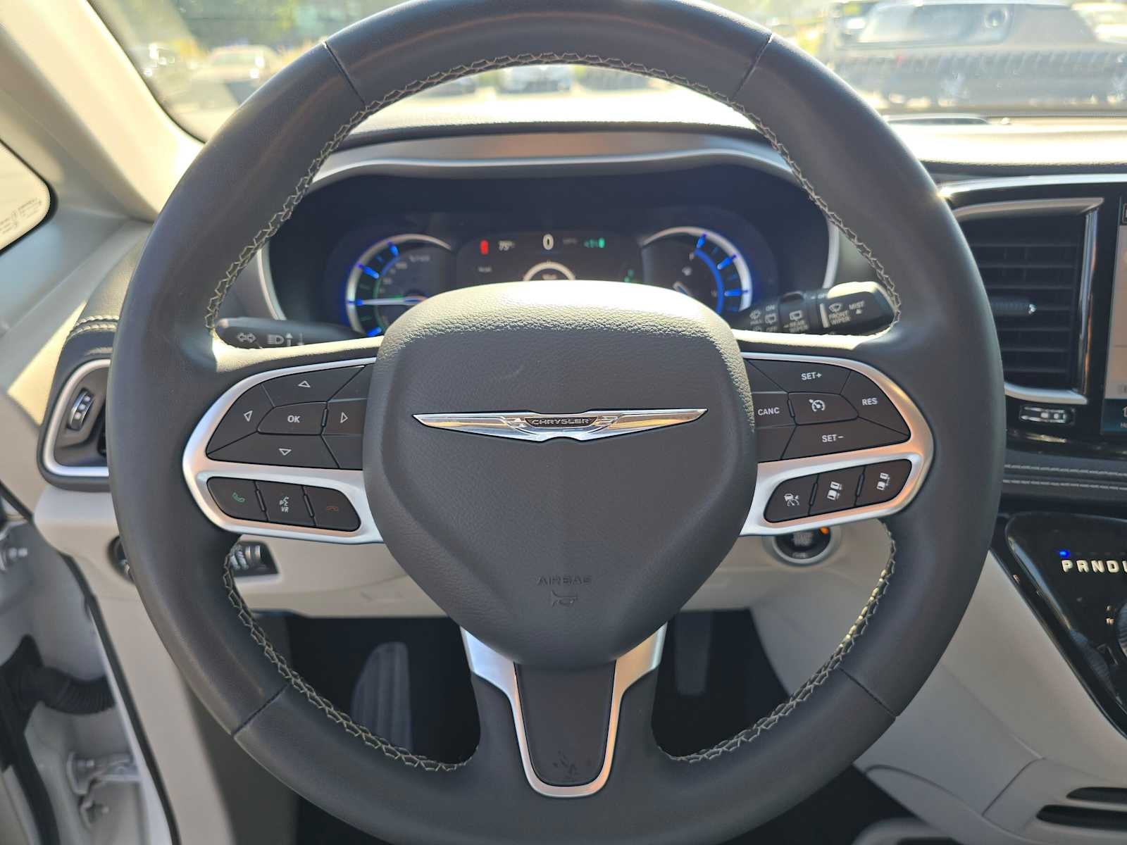 2024 Chrysler Pacifica Hybrid Select
