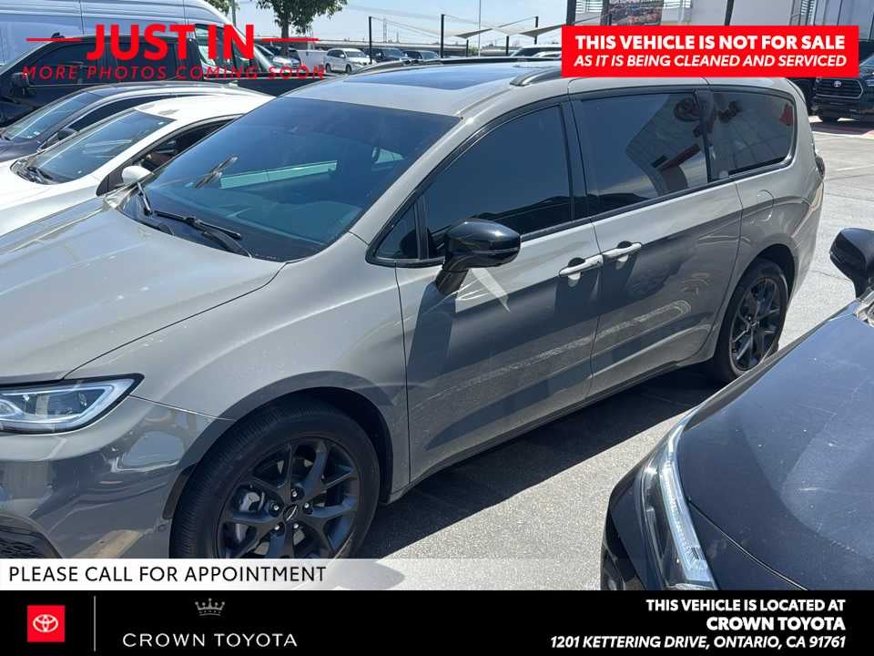 2023 Chrysler Pacifica Limited