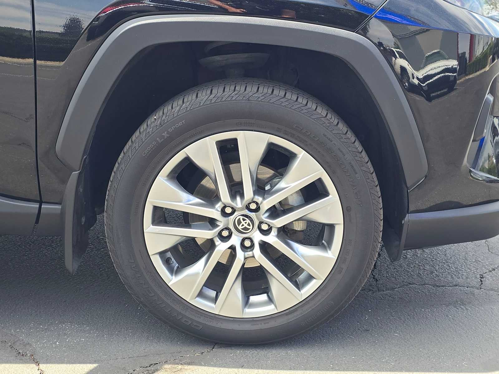 2022 Toyota RAV4 XLE Premium