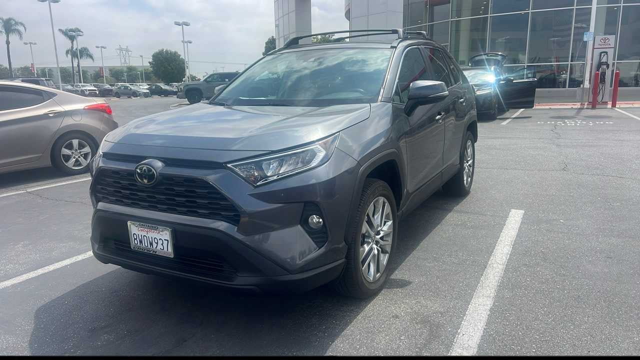 2021 Toyota RAV4 XLE Premium